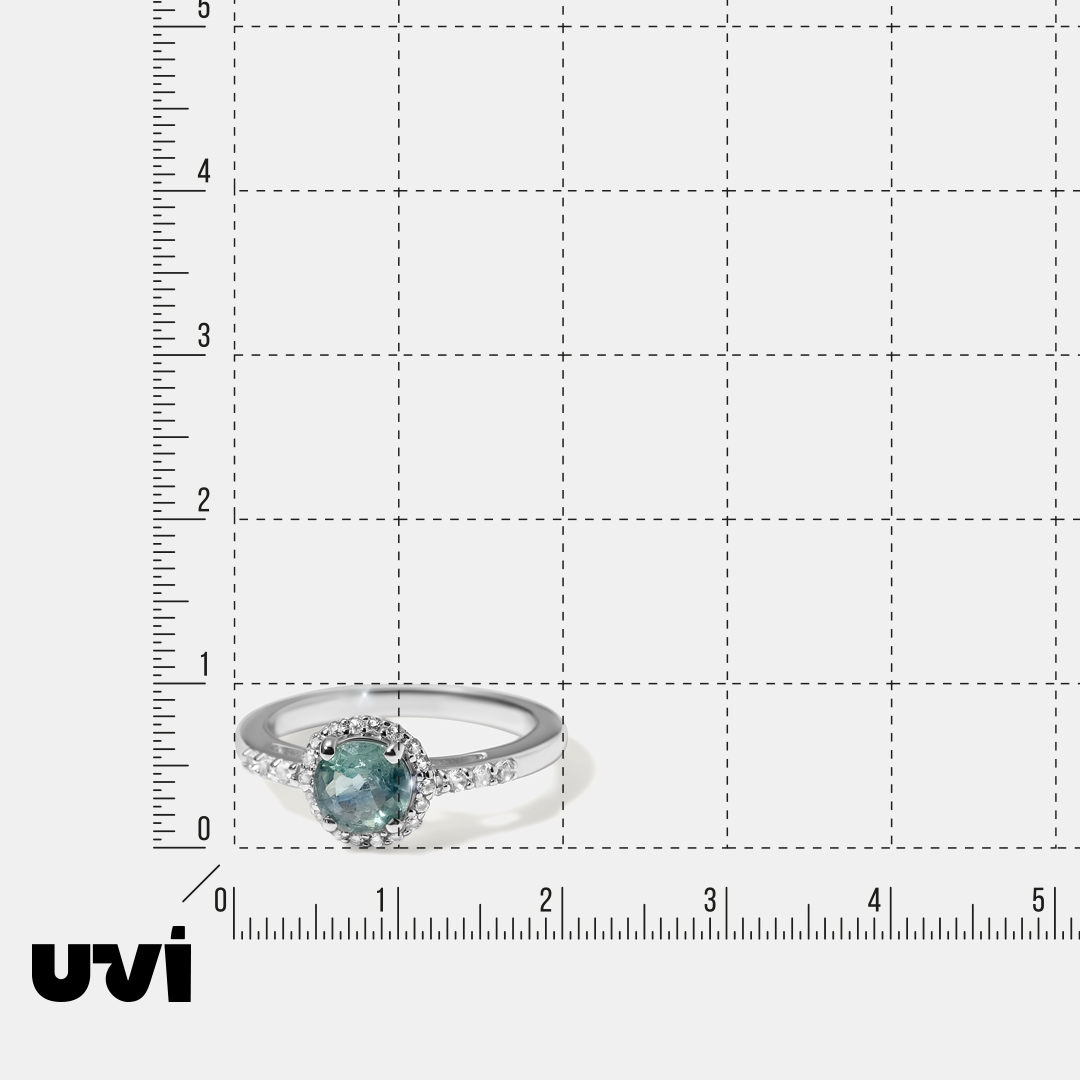 Серебряное кольцо с кианитом