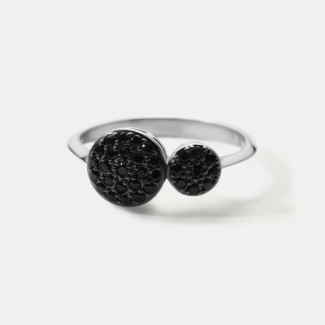 Серебряное кольцо со шпинелью