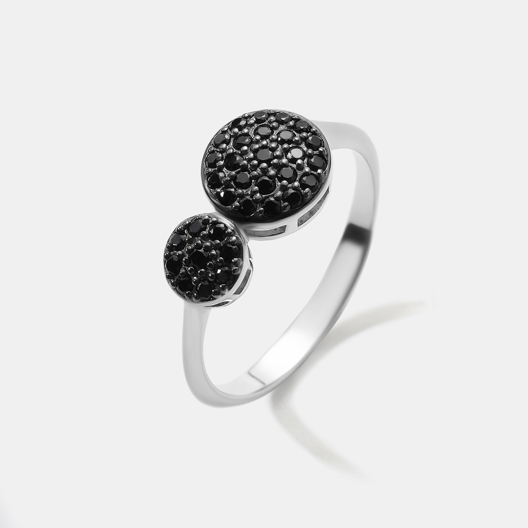 Серебряное кольцо со шпинелью