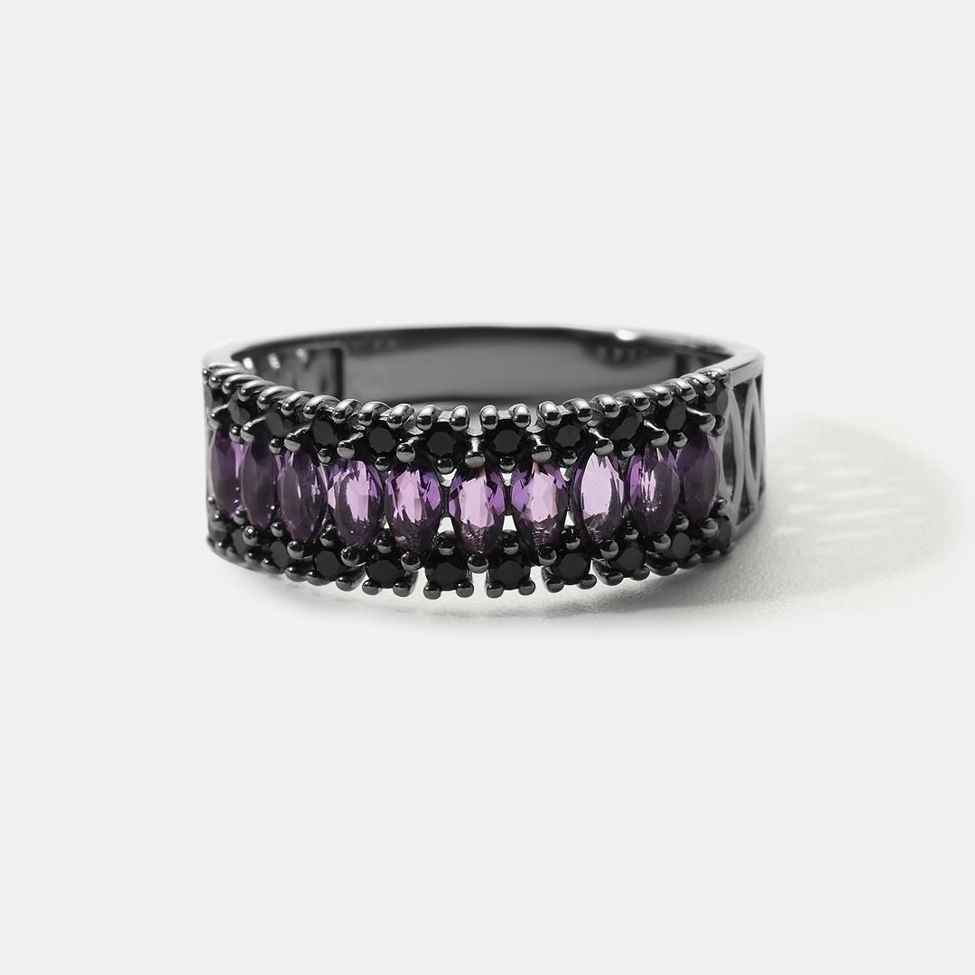 Серебряное кольцо с аметистами и шпинелью