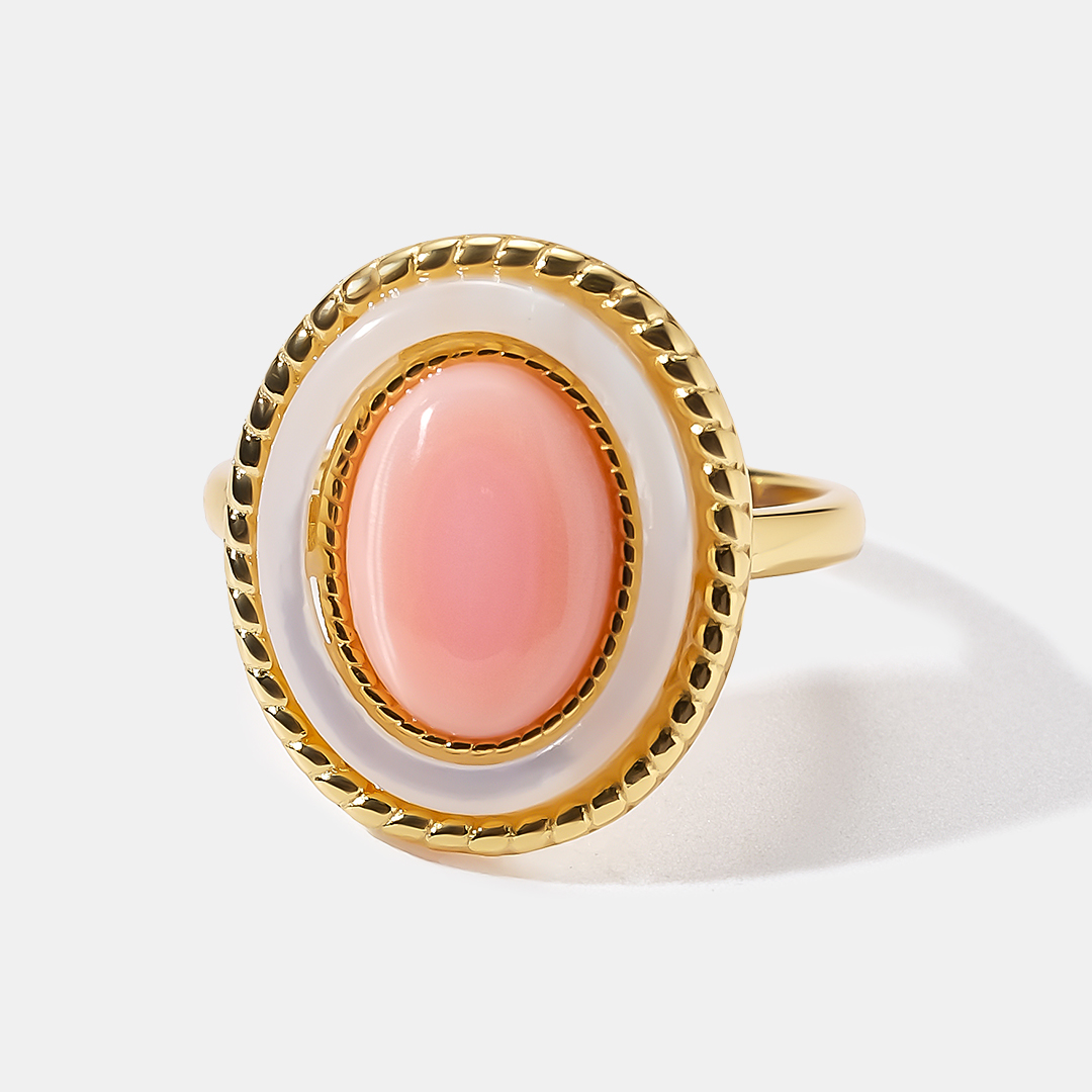 Серебряное кольцо с кораллом