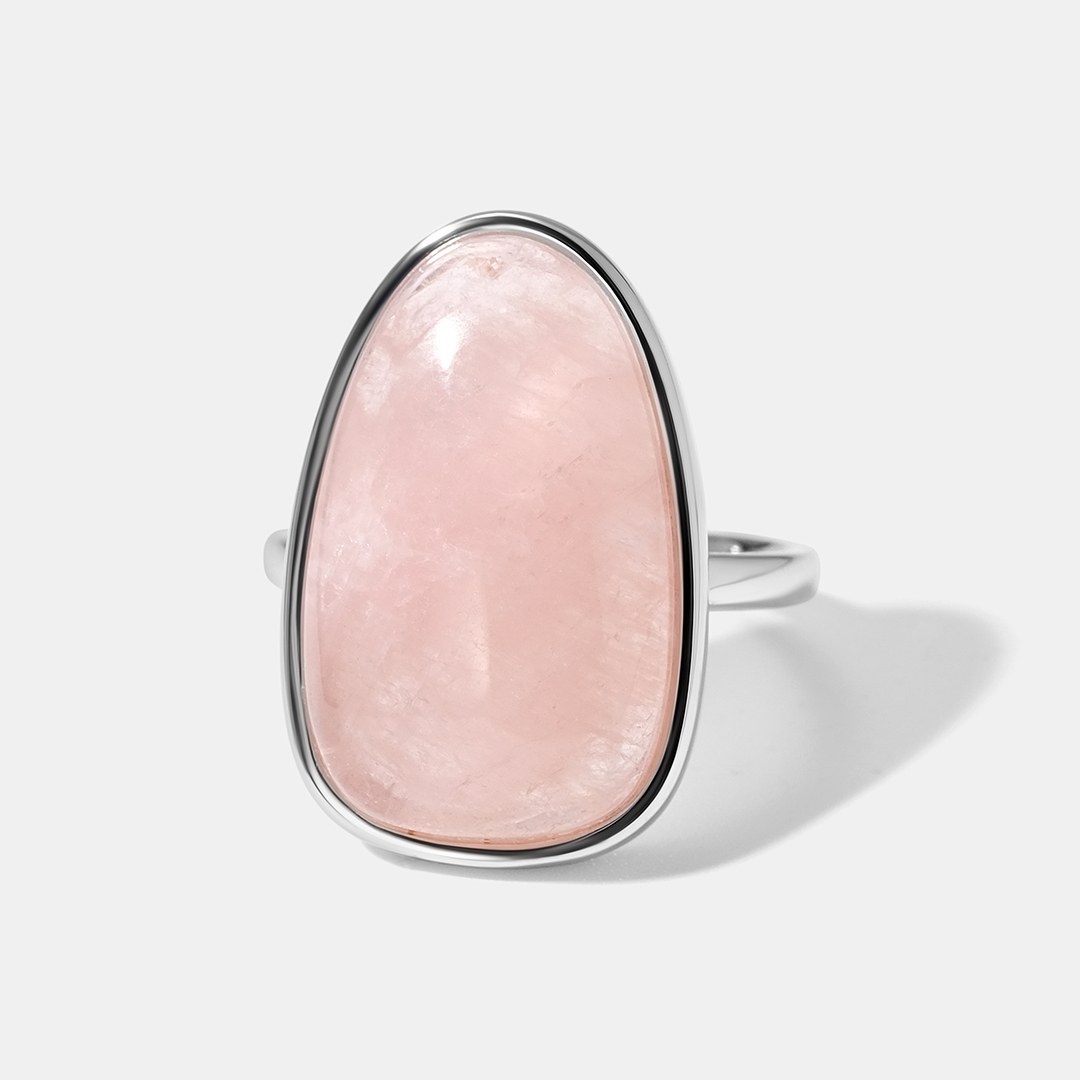 Серебряное кольцо с морганитом
