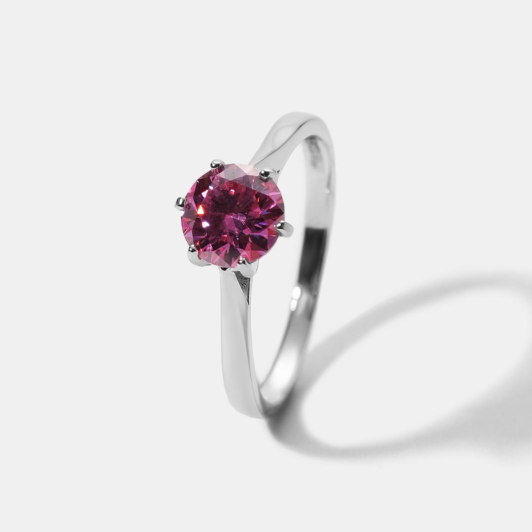 Серебряное кольцо с розовым муассанитом