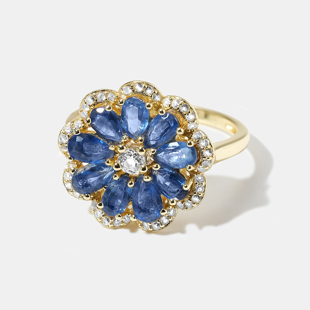 Серебряное кольцо с кианитами "Цветок"