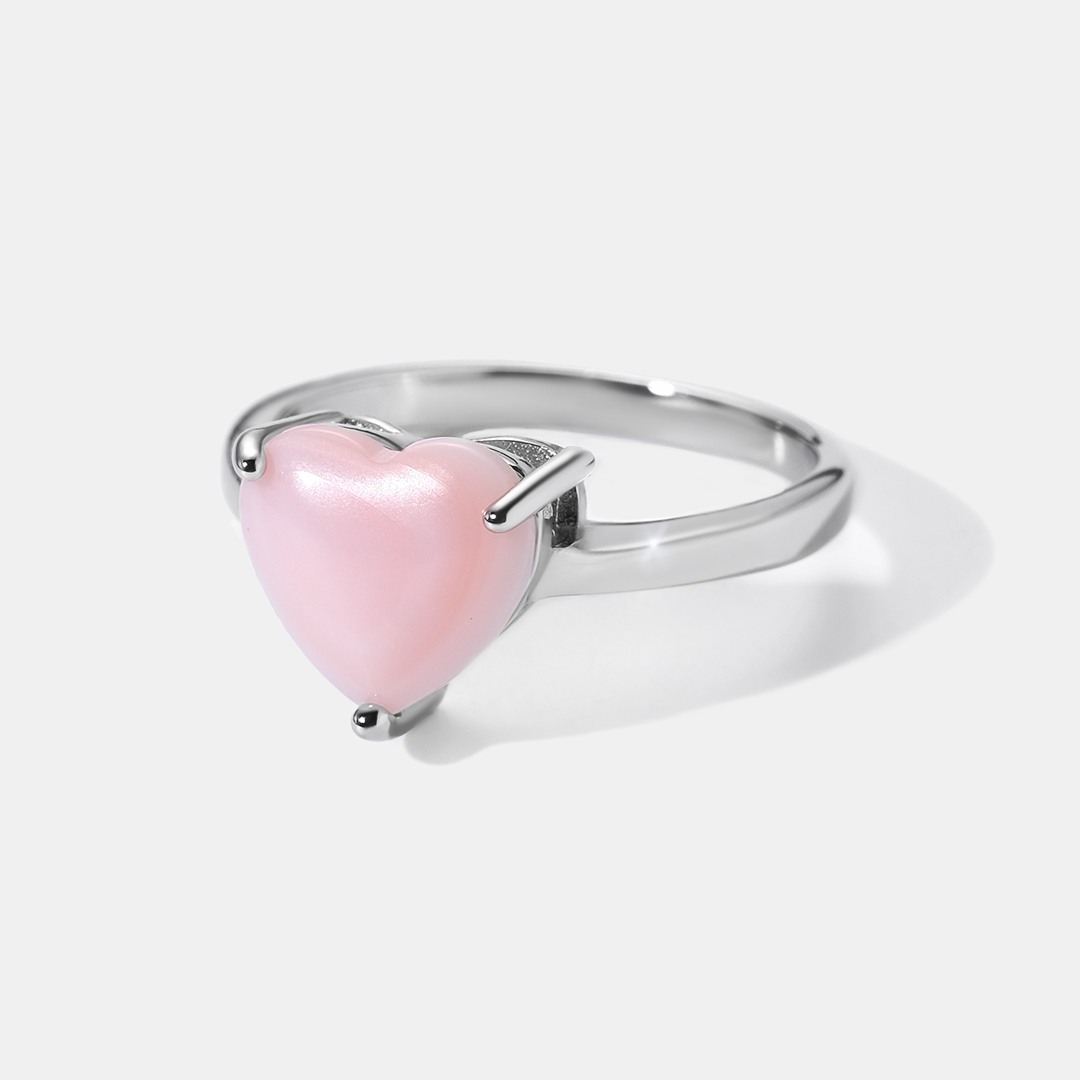 Серебряное кольцо с кораллом "Сердце"