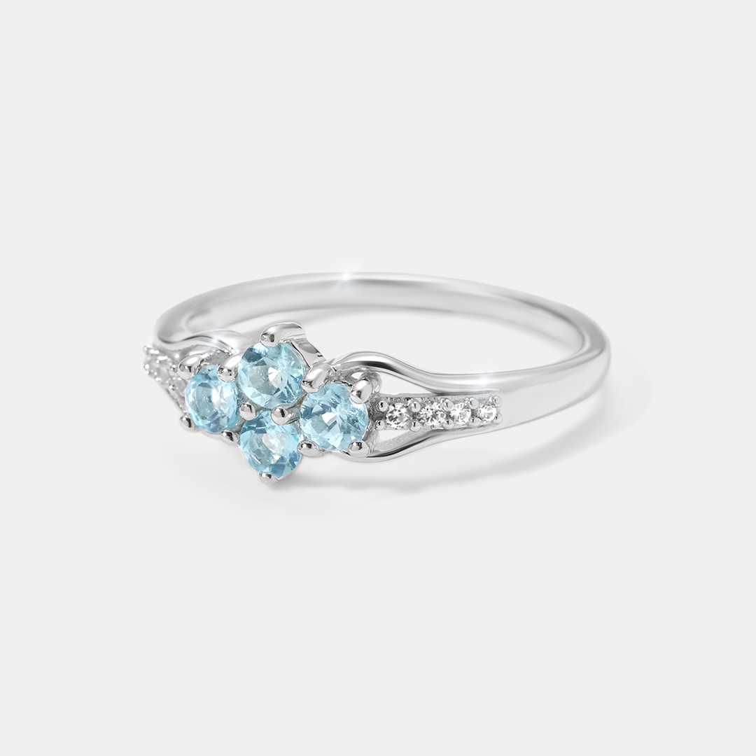 Серебряное кольцо с апатитами