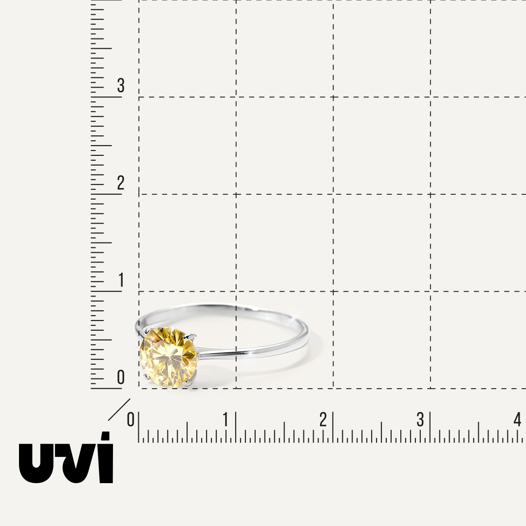 Серебряное кольцо с желтым муассанитом