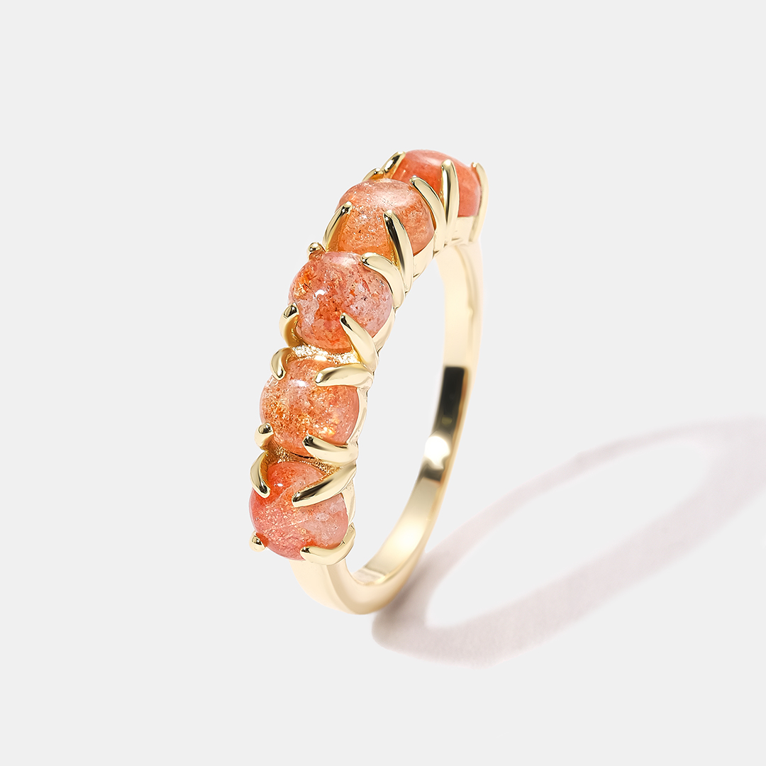 Серебряное кольцо с солнечными камнями