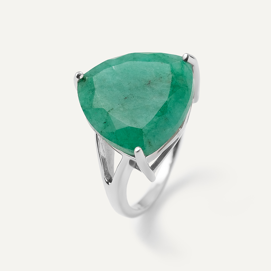 Серебряное кольцо с бериллом