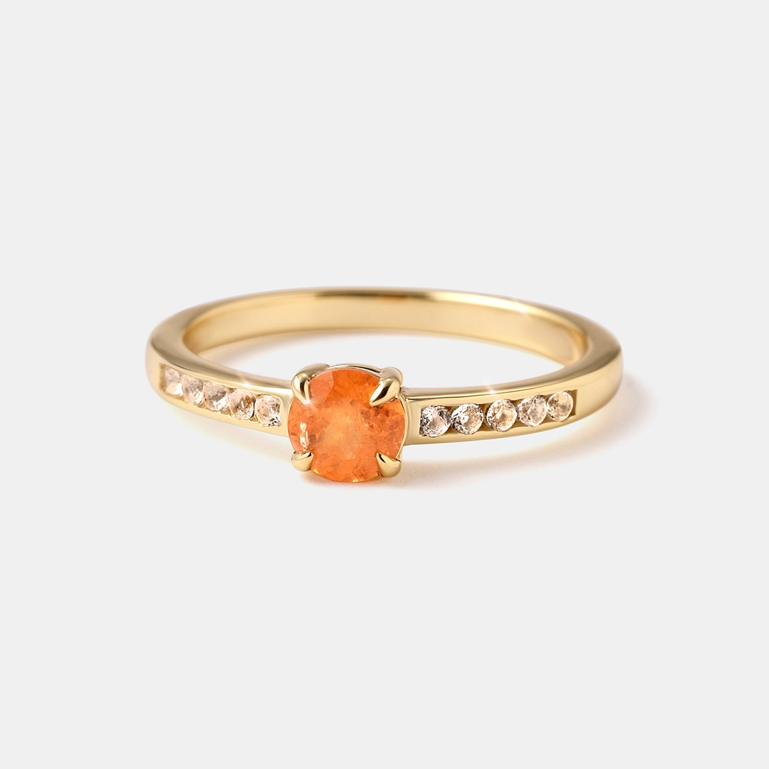 Серебряное кольцо с вульфенитом