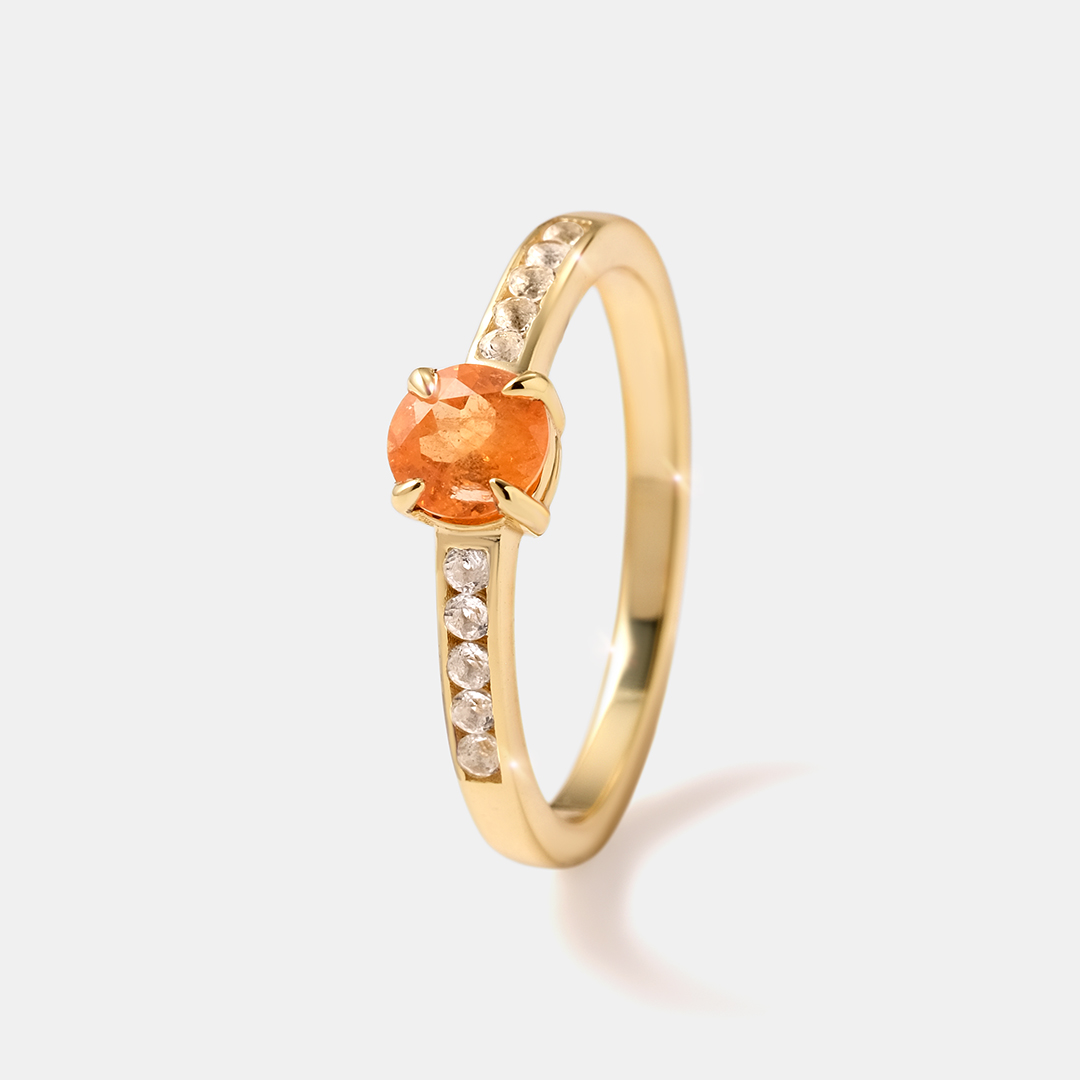 Серебряное кольцо с вульфенитом