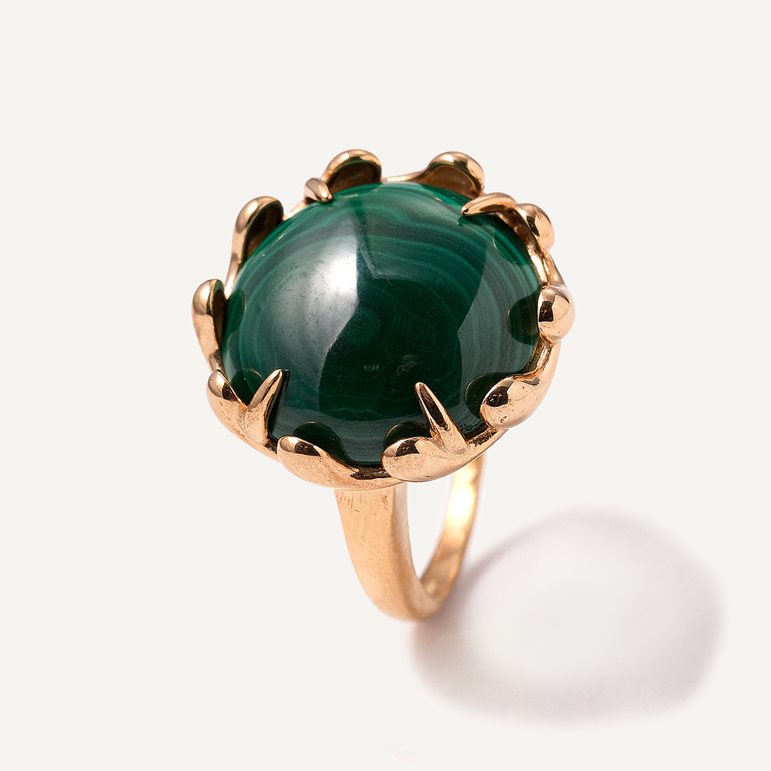 Серебряное кольцо с малахитом