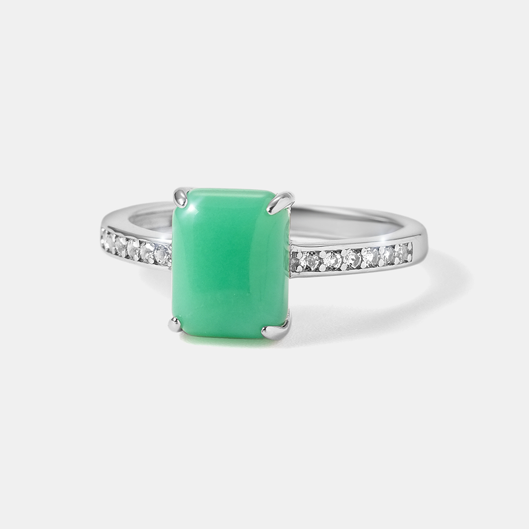 Серебряное кольцо с зеленым халцедоном