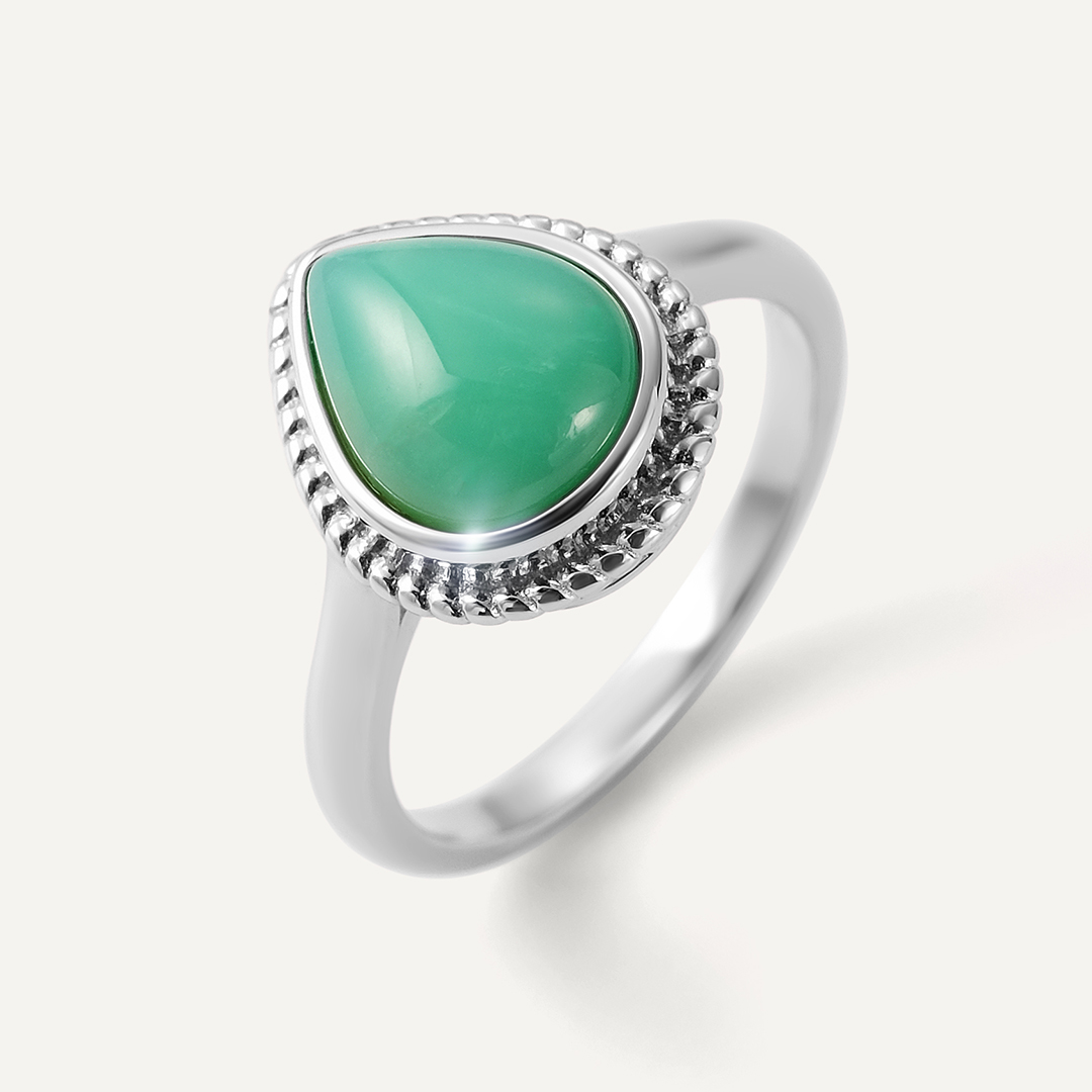 Серебряное кольцо с зеленым халцедоном