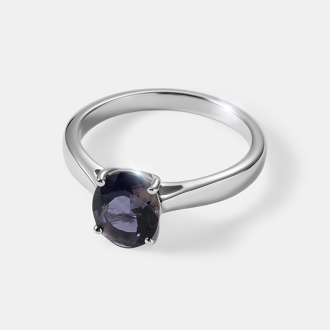 Серебряное кольцо с иолитом