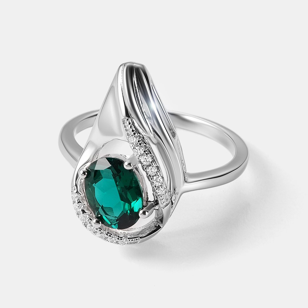 Серебряное кольцо с выращенным изумрудом