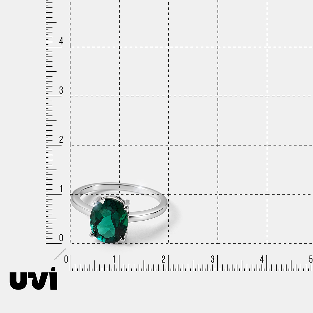 Серебряное кольцо с выращенным изумрудом