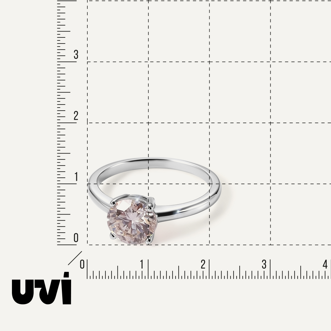 Серебряное кольцо с муассанитом