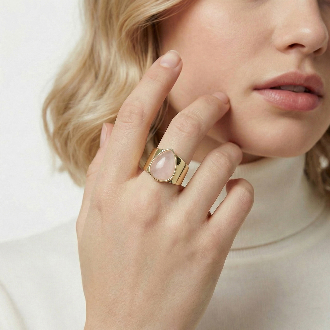 Серебряное кольцо с розовым кварцем