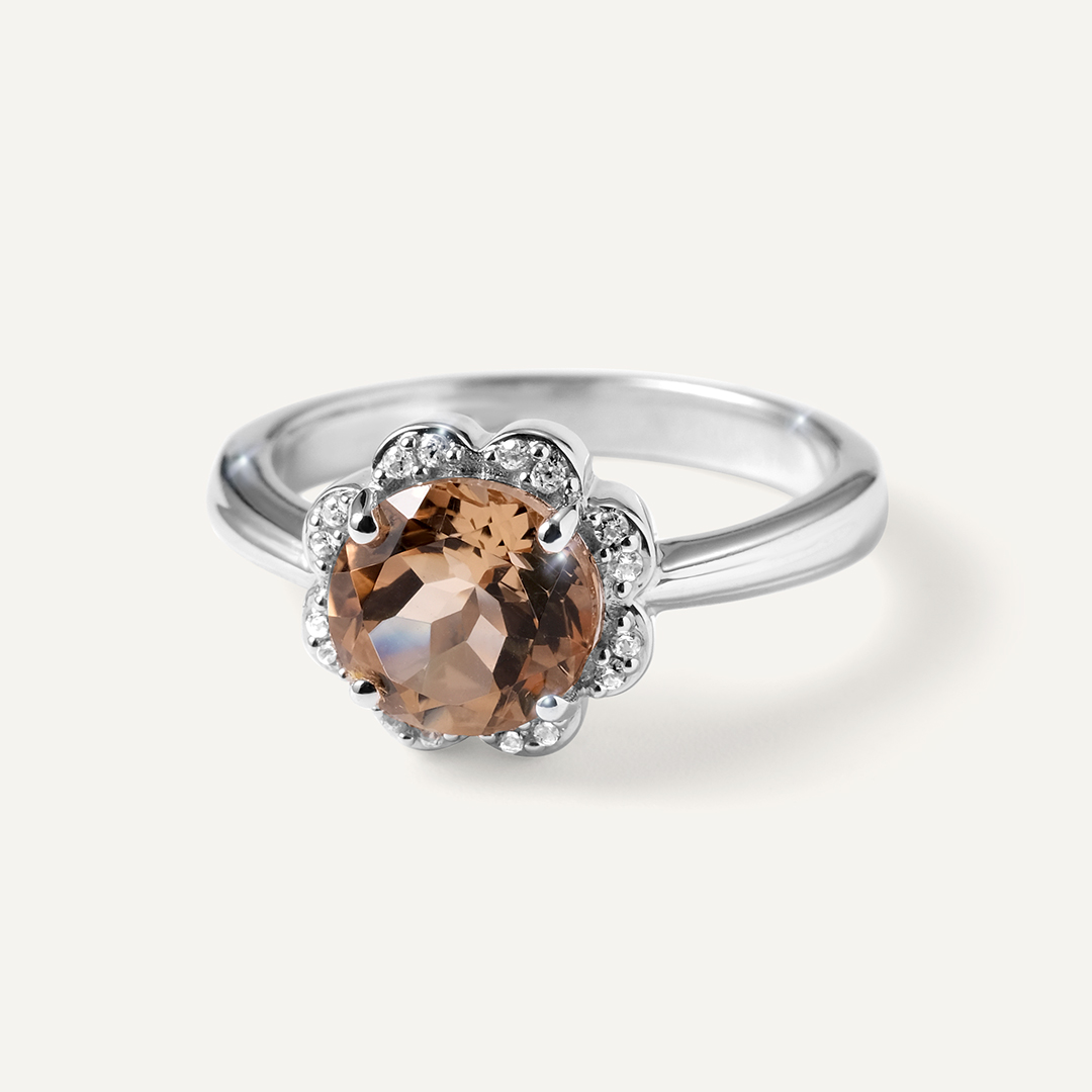 Серебряное кольцо с кварцем "Цветок"