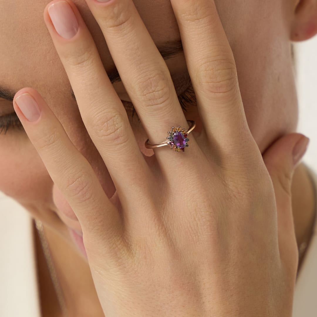Серебряное кольцо с аметистом и мультисапфирами