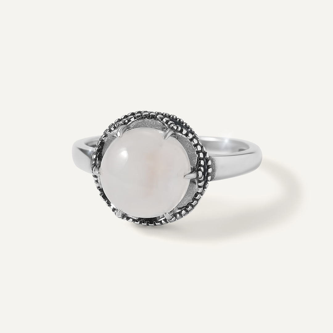 Серебряное кольцо с лунным камнем