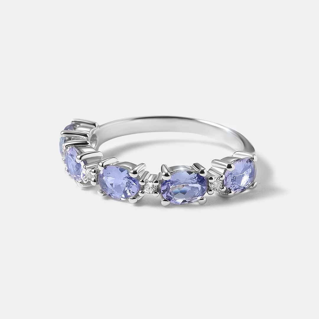 Серебряное кольцо с танзанитами