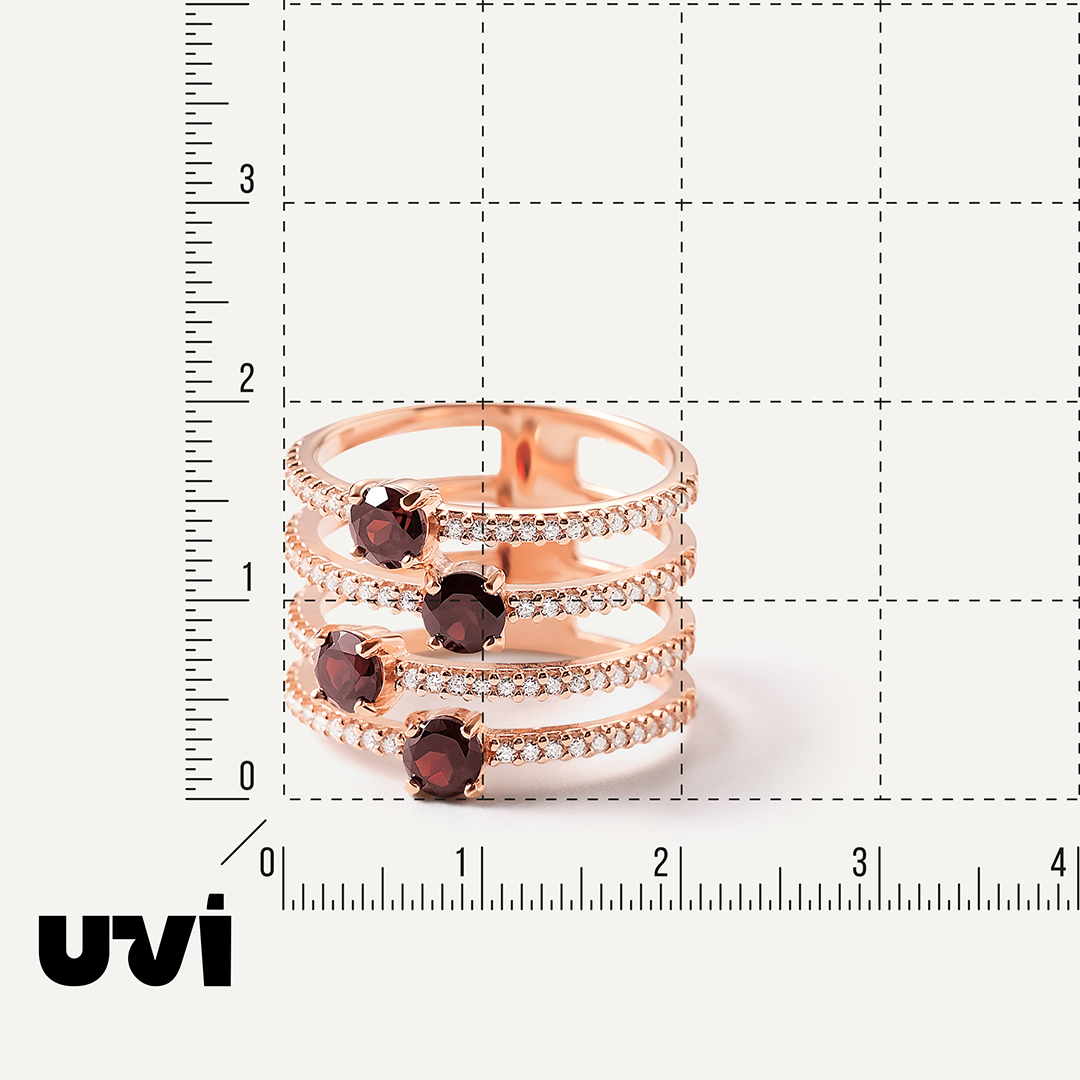 Серебряное кольцо с гранатами