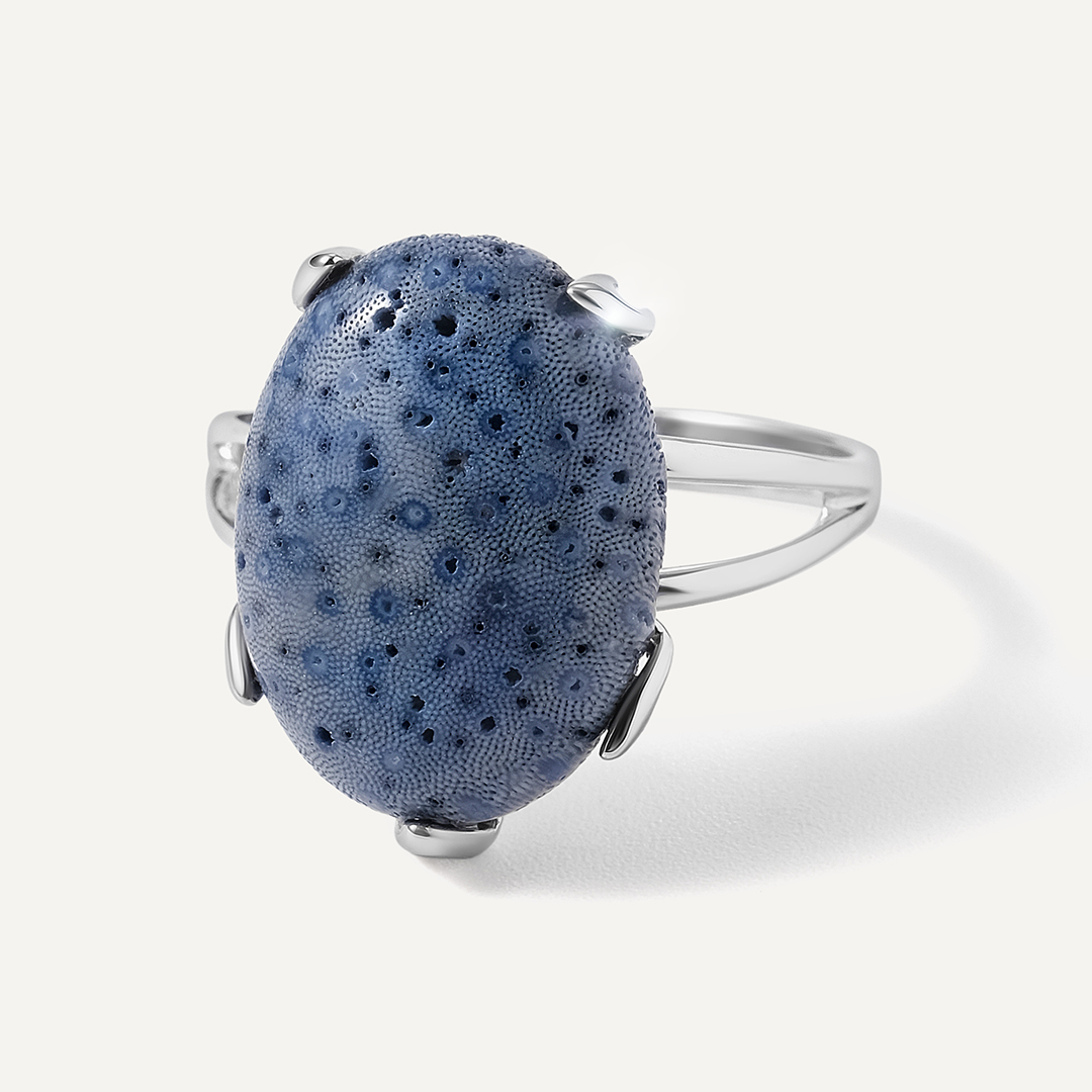 Серебряное кольцо с кораллом Акори