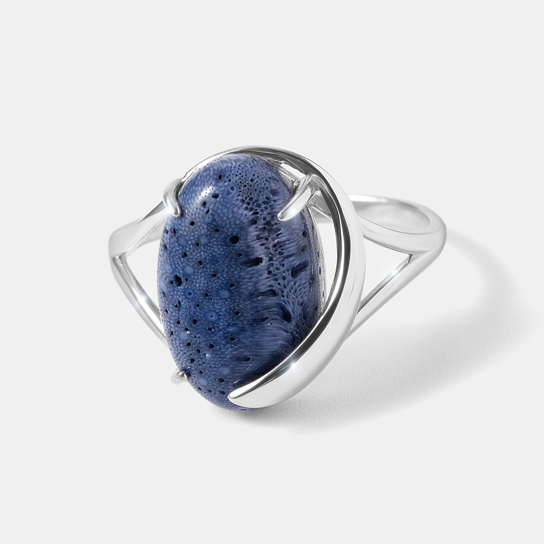 Серебряное кольцо с кораллом Акори
