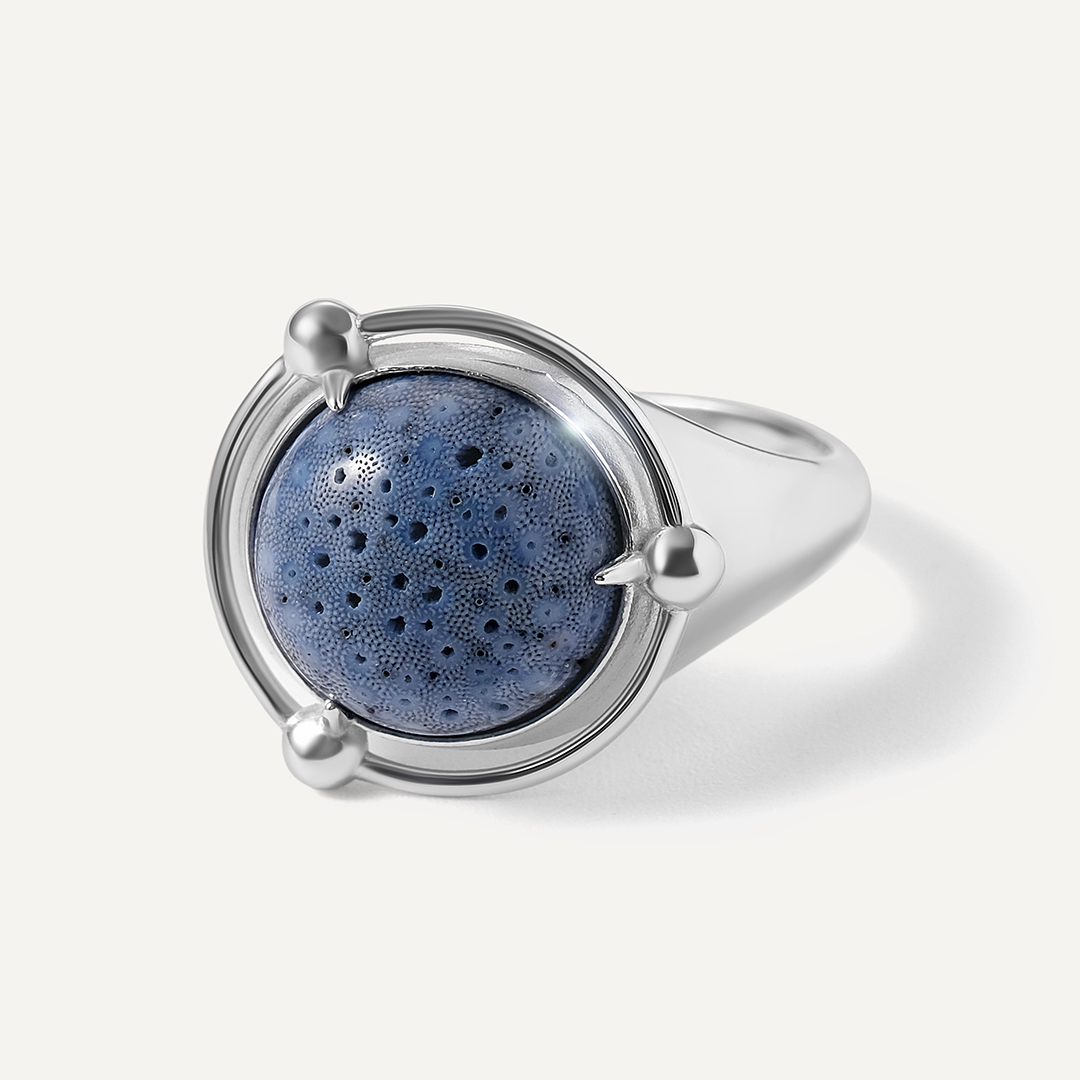 Серебряное кольцо с кораллом Акори