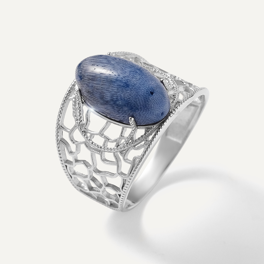 Серебряное кольцо с кораллом Акори