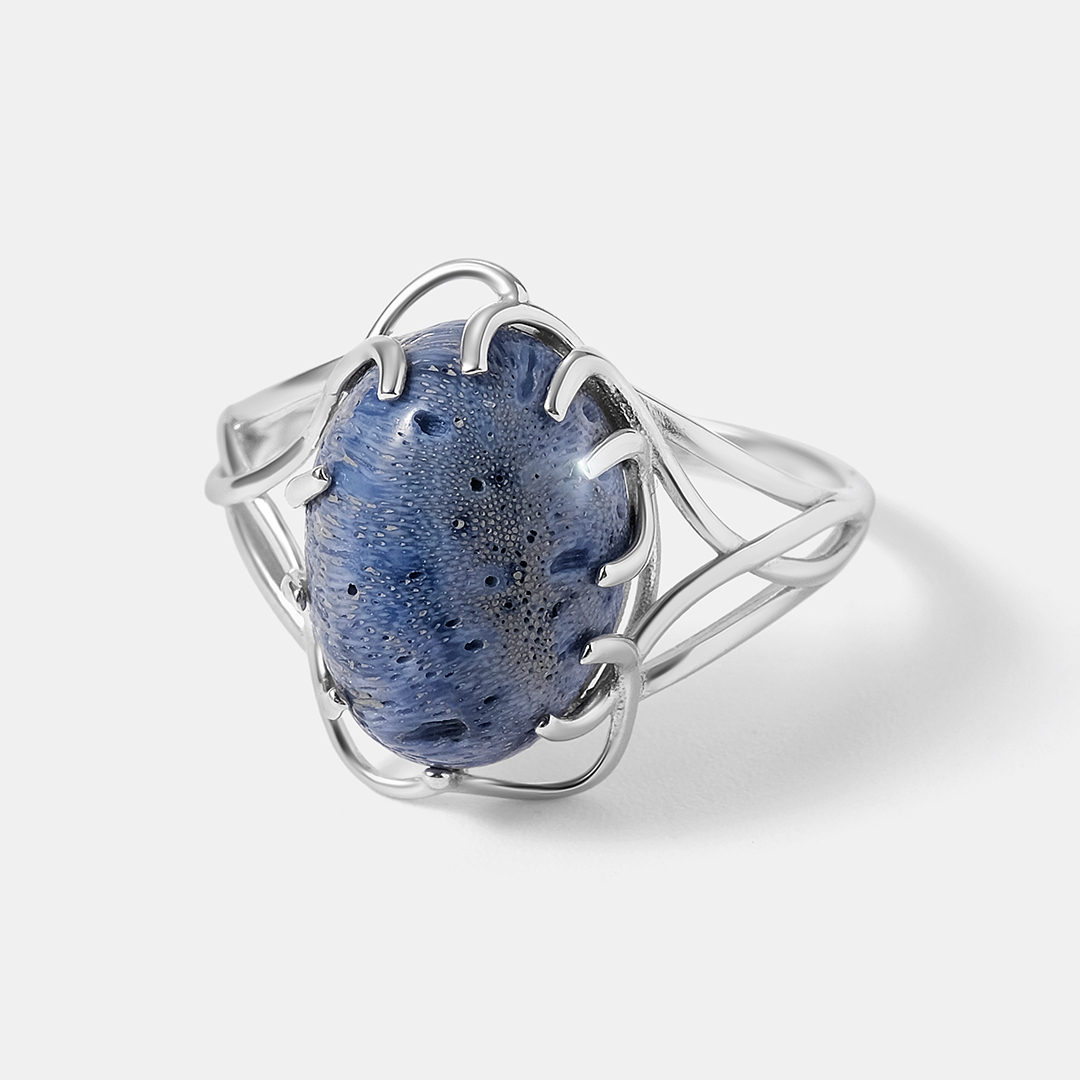 Серебряное кольцо с кораллом Акори