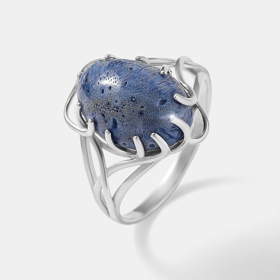 Серебряное кольцо с кораллом Акори