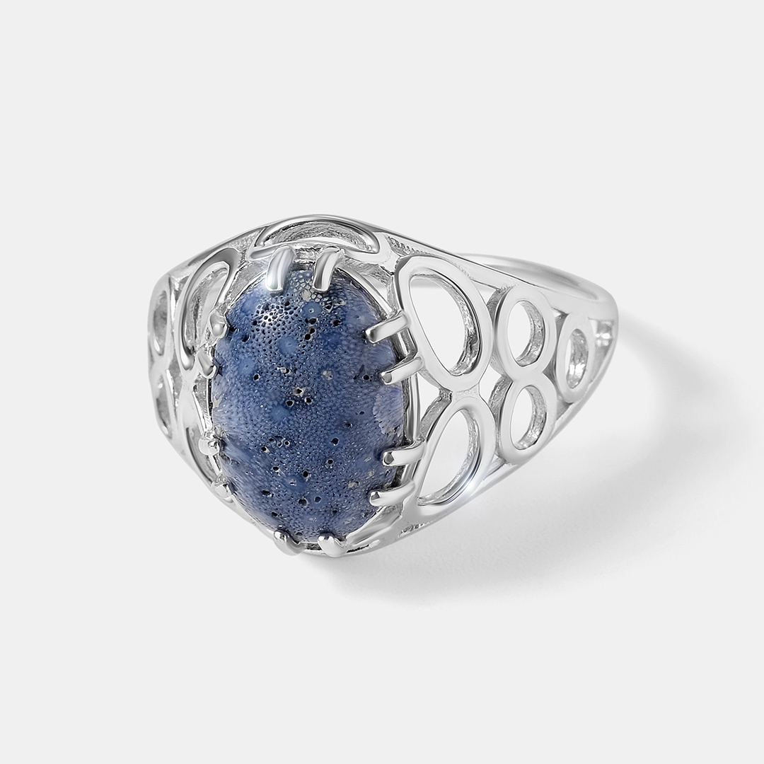 Серебряное кольцо с кораллом Акори