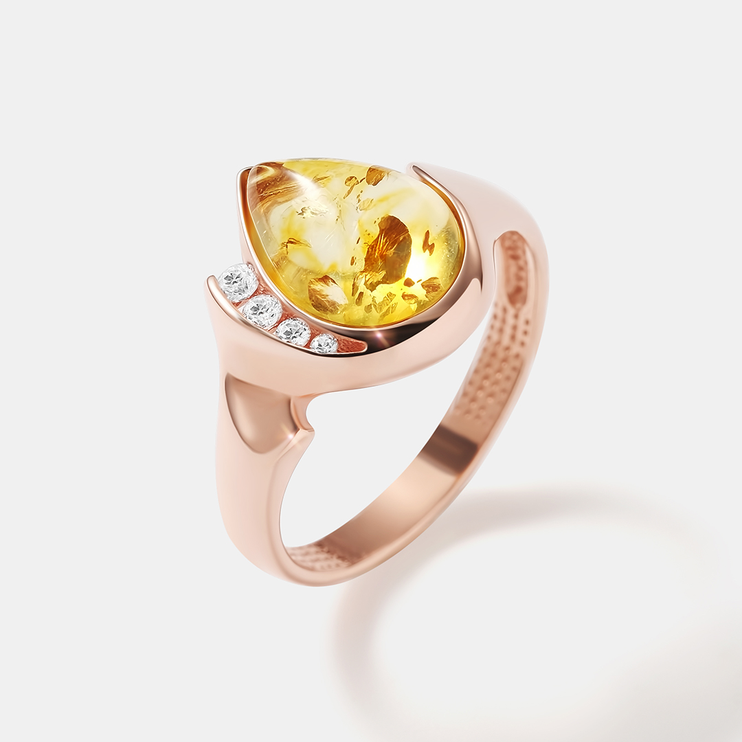Серебряное кольцо с янтарем
