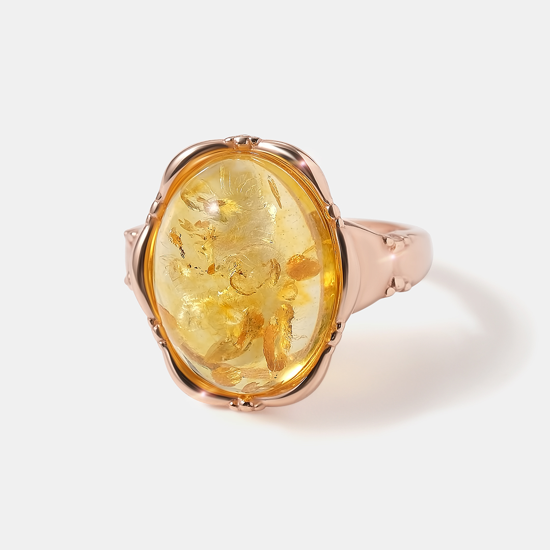 Серебряное кольцо с янтарем