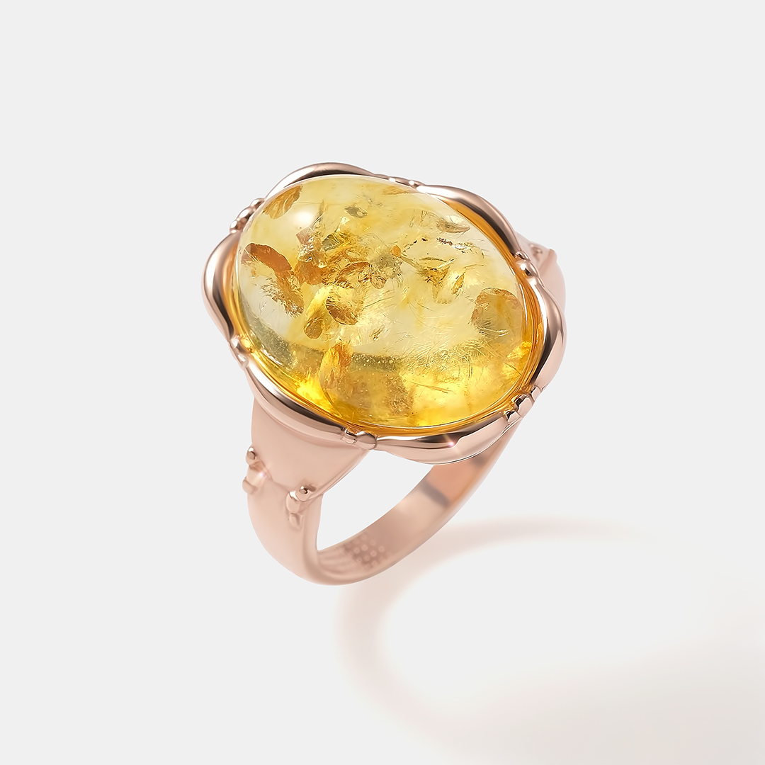 Серебряное кольцо с янтарем