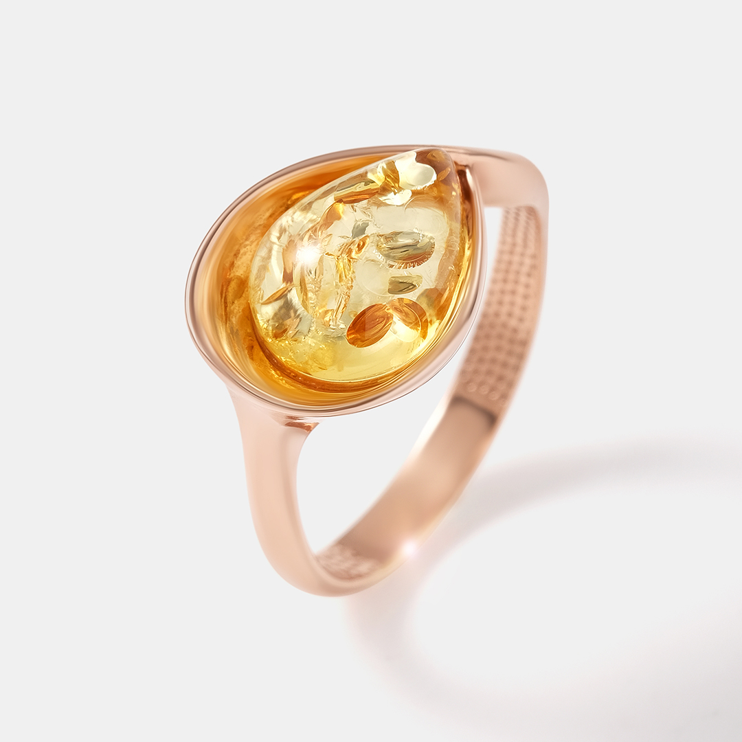 Серебряное кольцо с янтарем