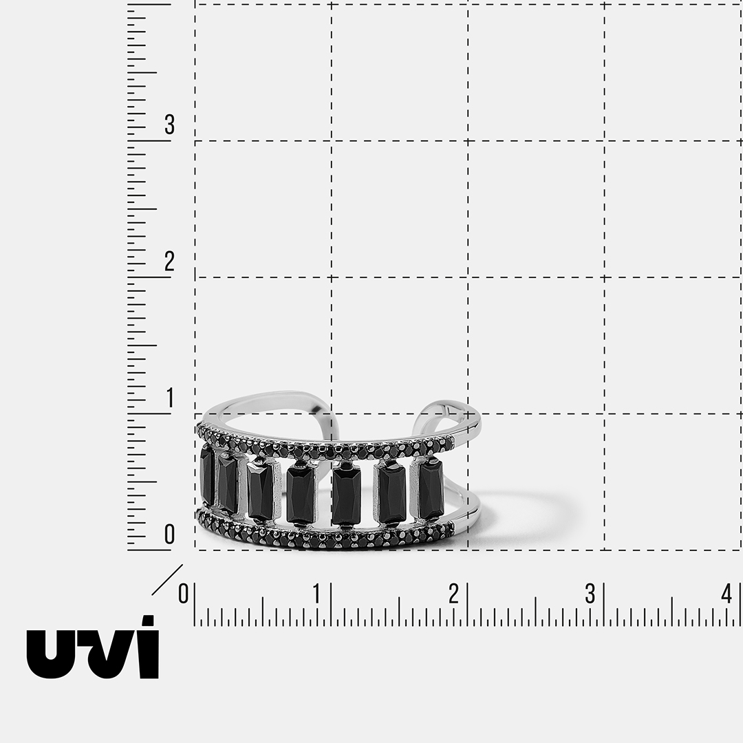 Серебряное кольцо со шпинелью