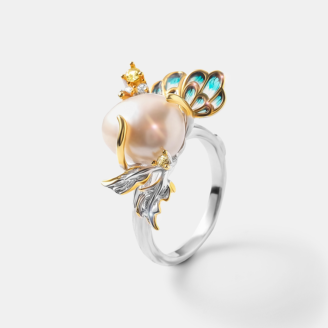 Серебряное кольцо с жемчугом Барокко