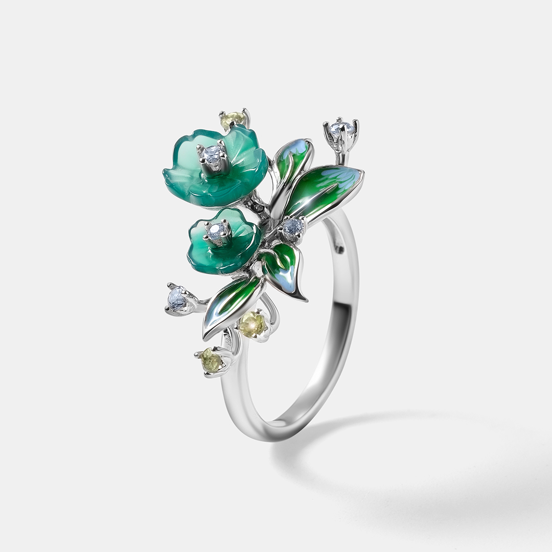 Серебряное кольцо с халцедонами "Цветы"