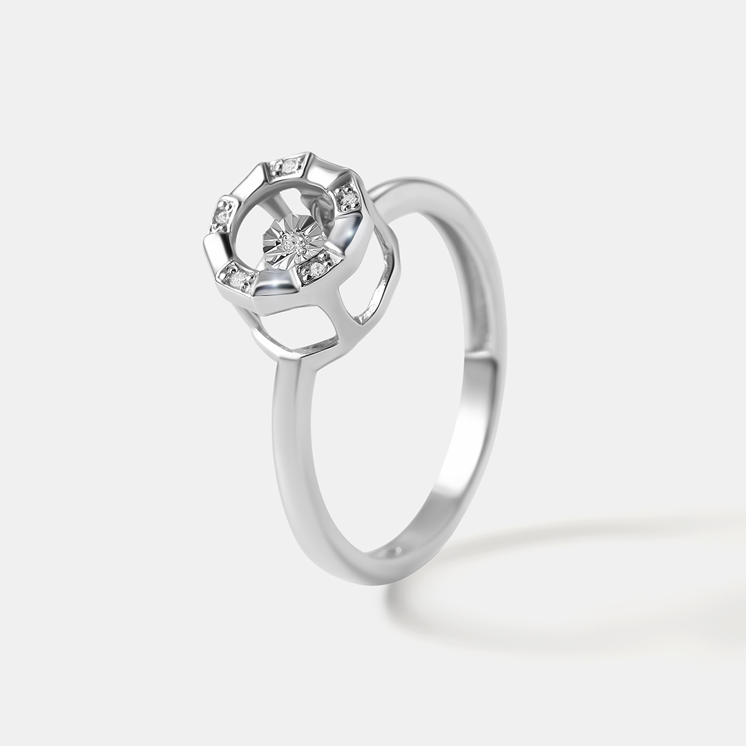 Серебряное кольцо с бриллиантами "Танцующий камень"