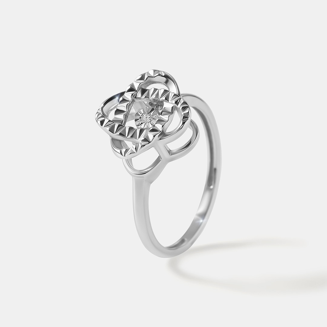 Серебряное кольцо с бриллиантом "Танцующий камень"