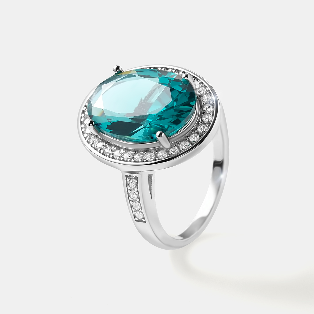 Серебряное кольцо с зеленой шпинелью