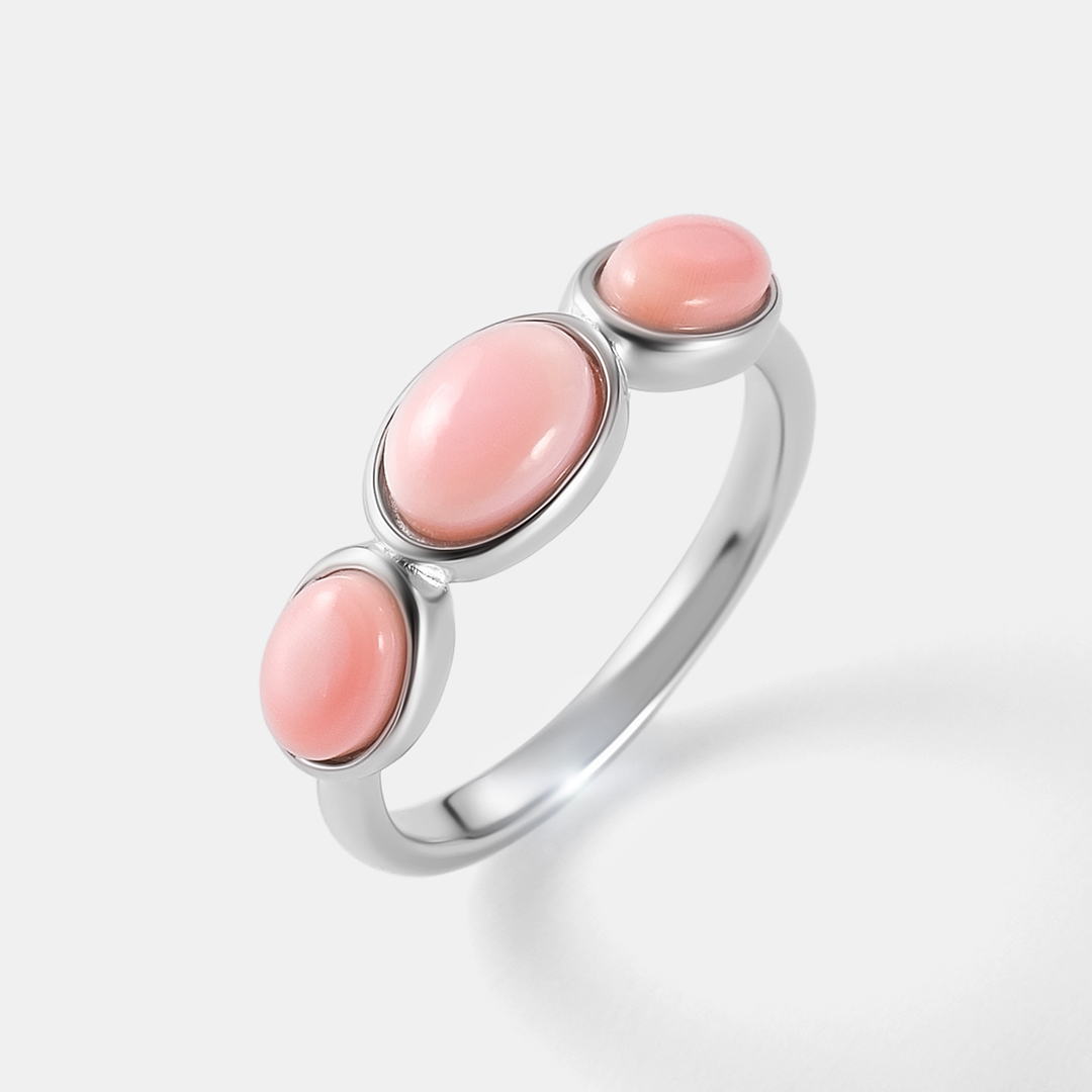 Серебряное кольцо с кораллами