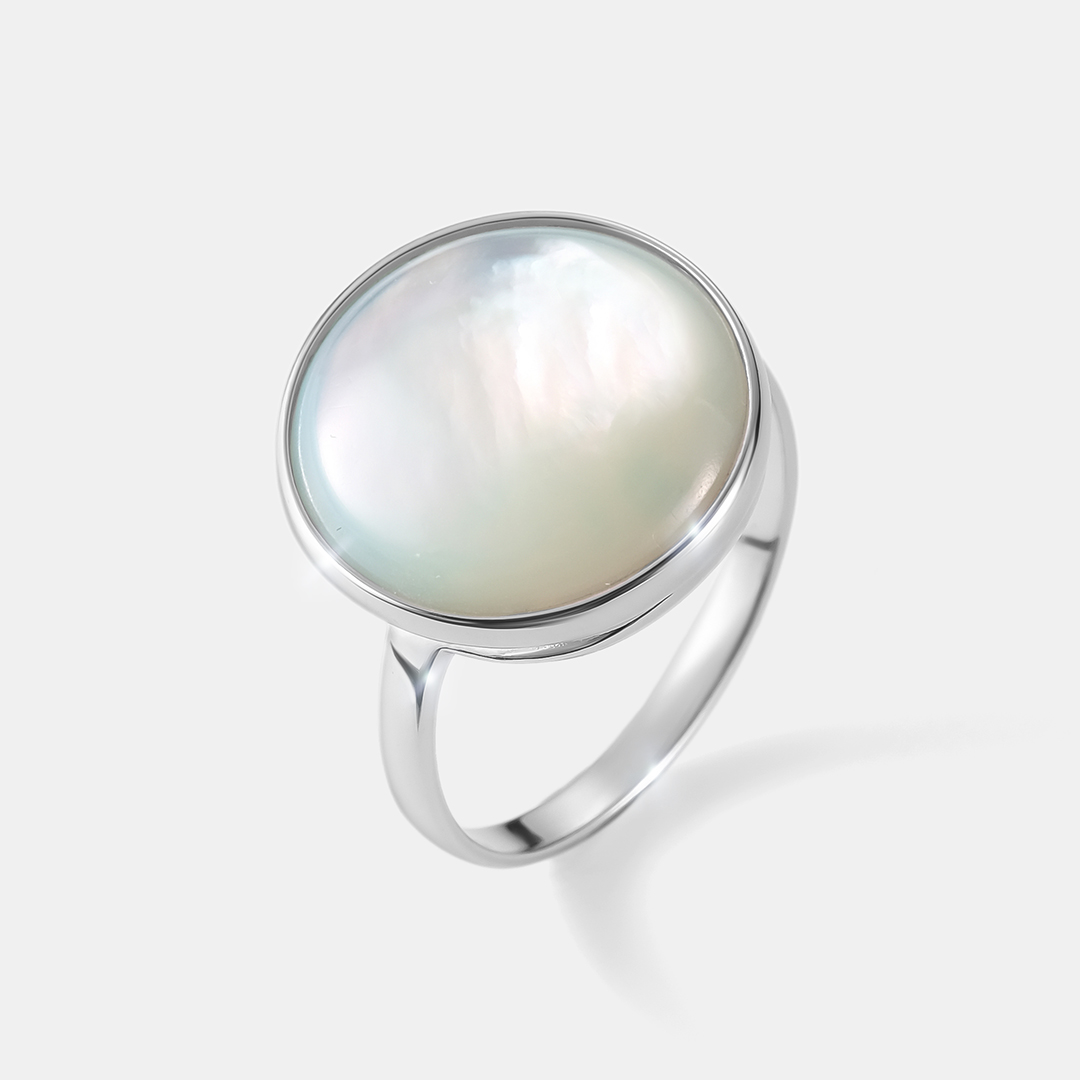 Серебряное кольцо с перламутром
