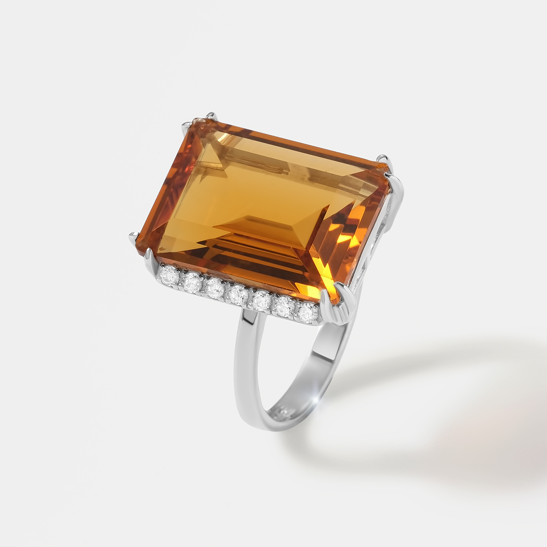 Серебряное кольцо с цитрином