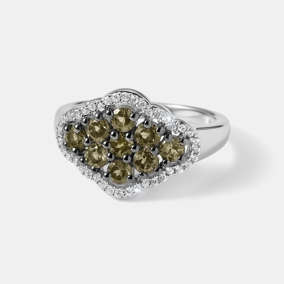 Серебряное кольцо с гранатами