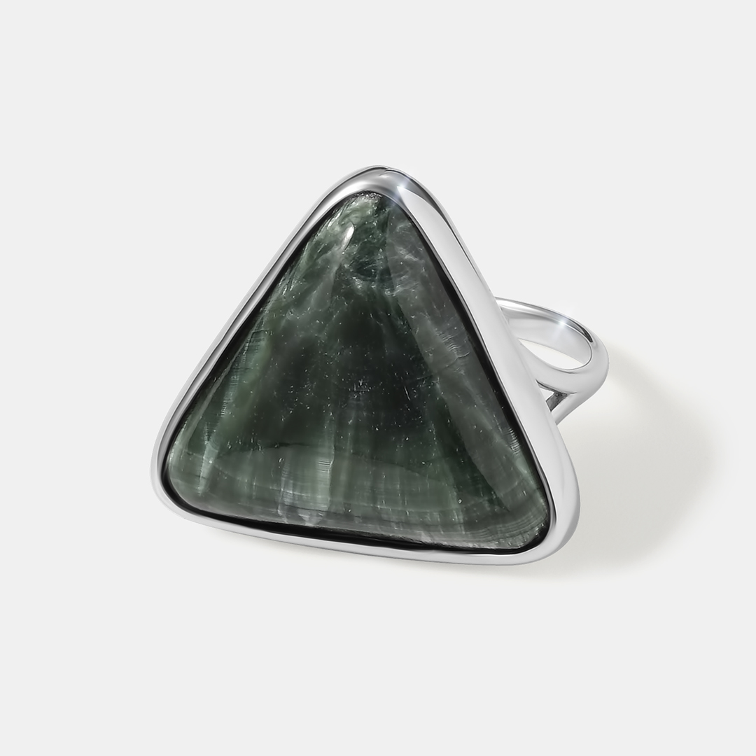 Серебряное кольцо с серафинитом